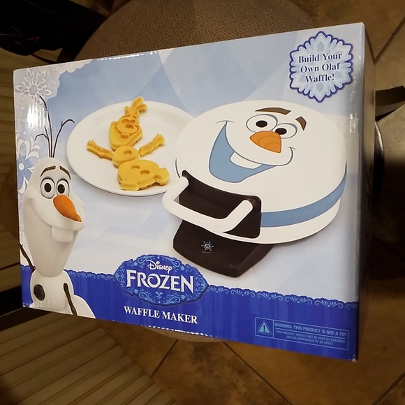 Disney Frozen Waffle Maker Olaf. NEW - Picture 8 of 11